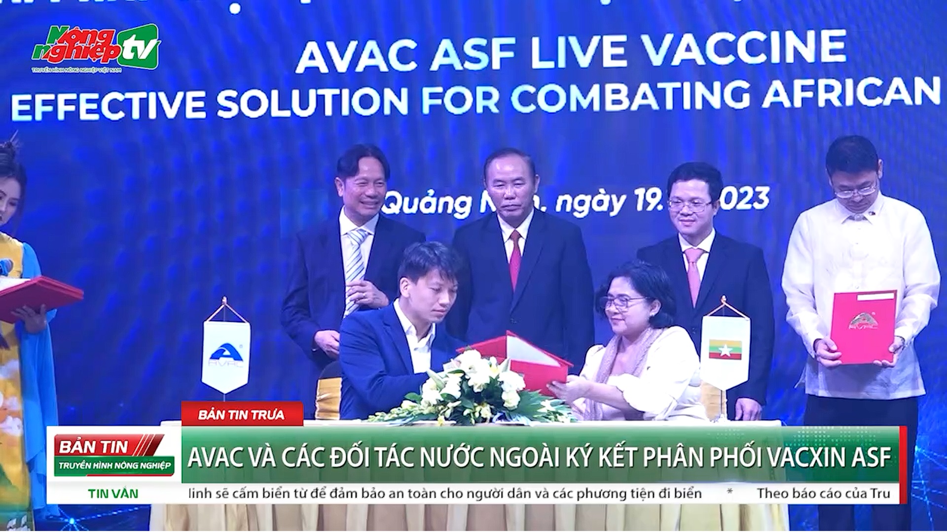 AVAC và các đối tác nước ngoài ký kết phân phối vacxin ASF